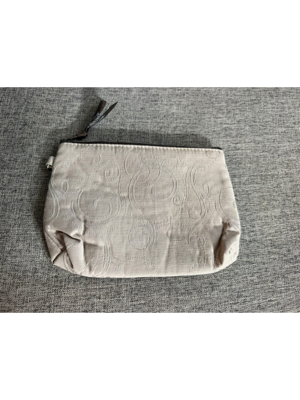 Thirty One Mini Zipper Pouch Hampton in Taupe - Picture 2 of 5
